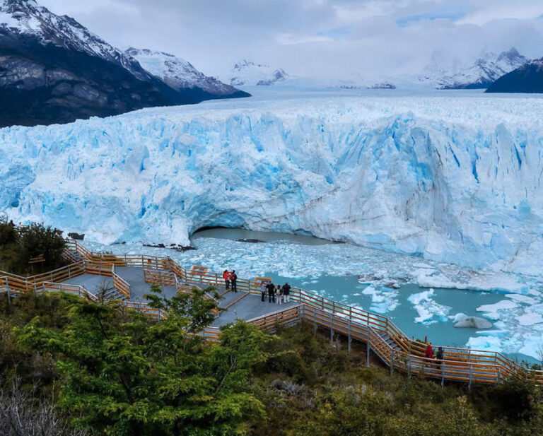 when to visit perito moreno glacier 2 01