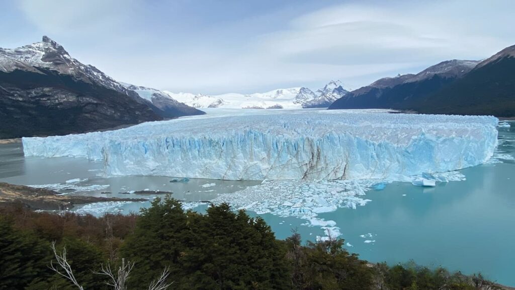day tours and activities in perito moreno glacier (argentina)