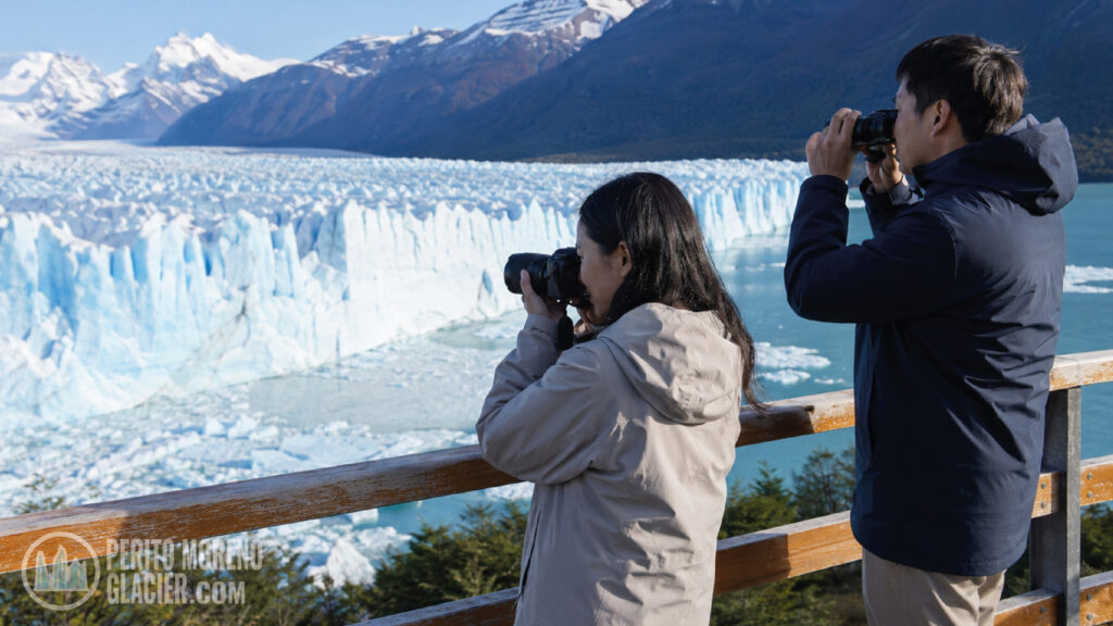 perito moreno glacier for japanese travelers photo
