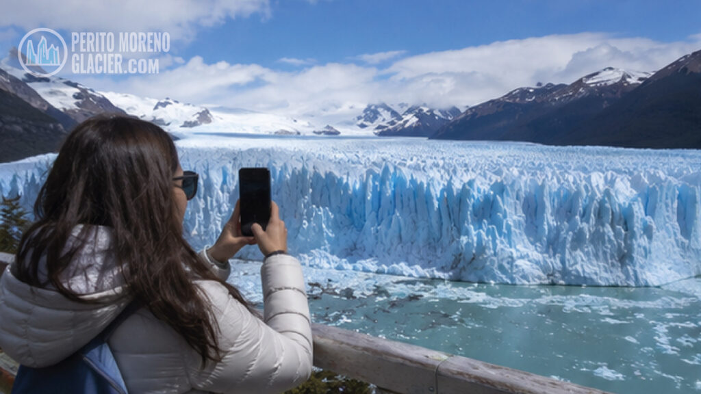 perito moreno glacier smartphone photo